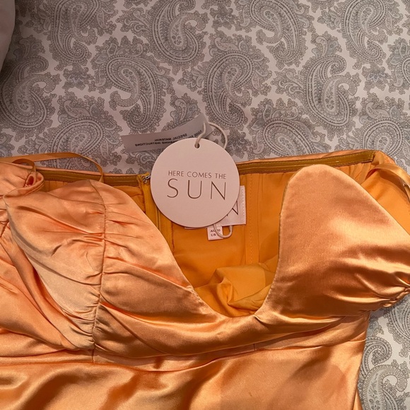 hello molly dress SMALL - Picture 3 of 3